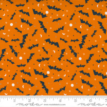 Load image into Gallery viewer, Moda - Holiday Essentials Halloween - Bats on orange

