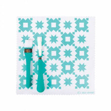Load image into Gallery viewer, Oh Sew Clean brush and cloth set - Teal
